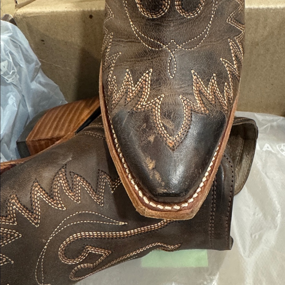 Ariat Dixon - Taupe Brown Leather Cutout Ankle Booties - Picture 6 of 8